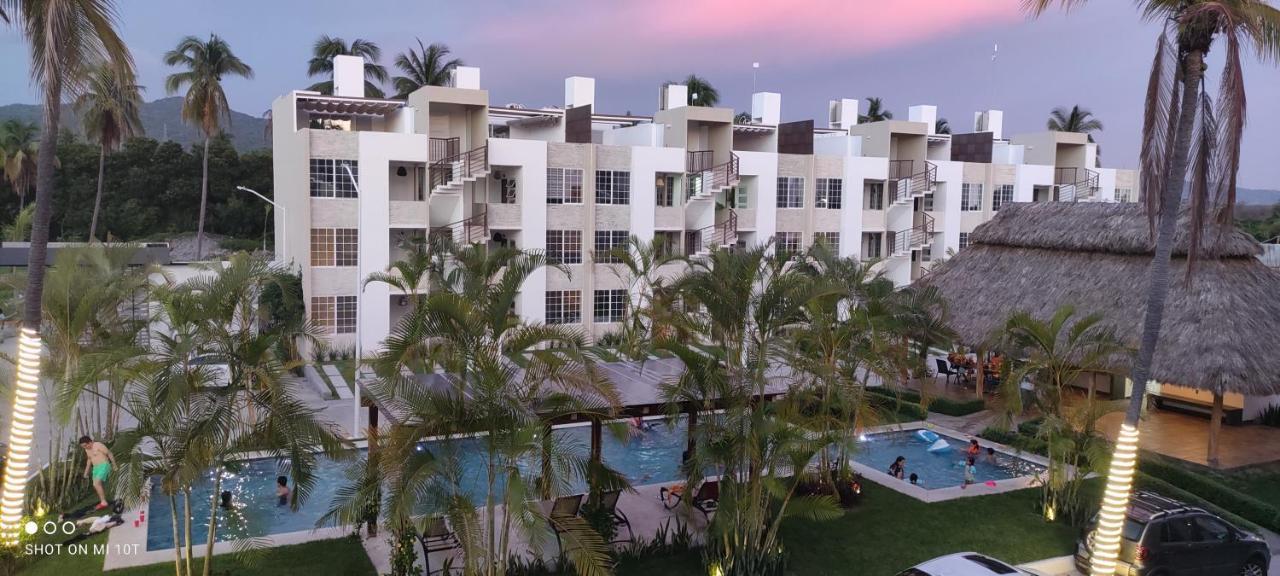 Moderno Depa Con Terraza Y Vista Extraordinaria Apartment มานซานิโญ ภายนอก รูปภาพ